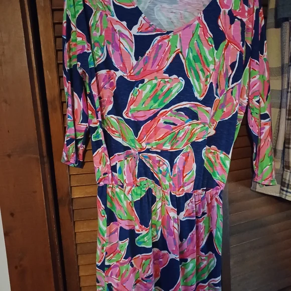 Beautiful lily pulitzer - Picture 1 of 2